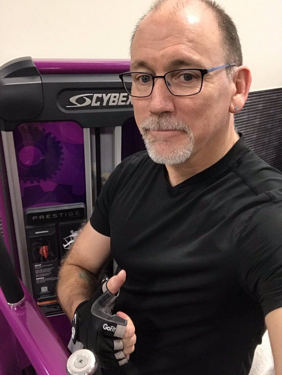 AllenVHarris's tweet photo. First workout of 2019 @PlanetFitness #2019goals #HealthyLiving for my #MotivationPartner @iuhoosierman17 https://t.co/DMB70m1Jk5
