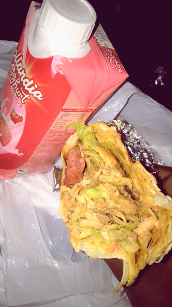 yann_tin's tweet photo. No rest of mind if I didnโt satisfy this my craving ๐ซ #shawarmaaddict #foodie #shawarma https://t.co/2OtZuGwqIQ