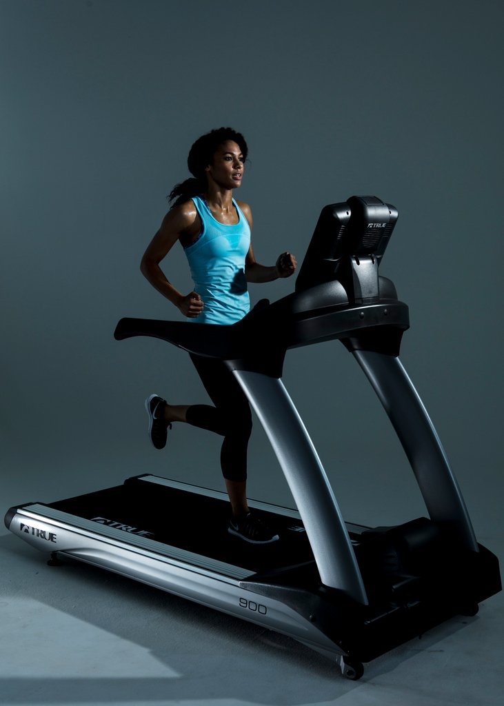 TRUEfitnesstech's tweet photo. The key to successful #health and #weightloss in #2019 is working out in your #targetheartratezone. TRUE’s TC900 #Treadmill offers a #HeartRate Control System and a Cruise Control button that will help you maintain your #targetheartrate throughout your #workout. @RandyLeopando https://t.co/bf7uPUSoyW