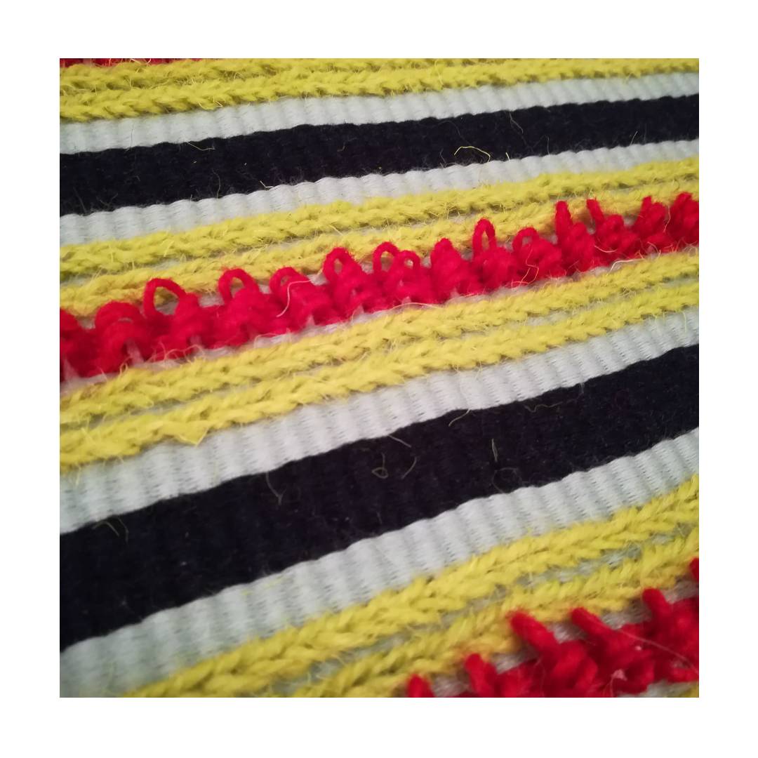 woollenweave's tweet photo. Evening all, I thought I would share my first #weaving project of #2019 which is coming along nicely.
#handmadehour #craft #colour #weavingclass #weavers #liverpoolart https://t.co/CJNa3UOOzw