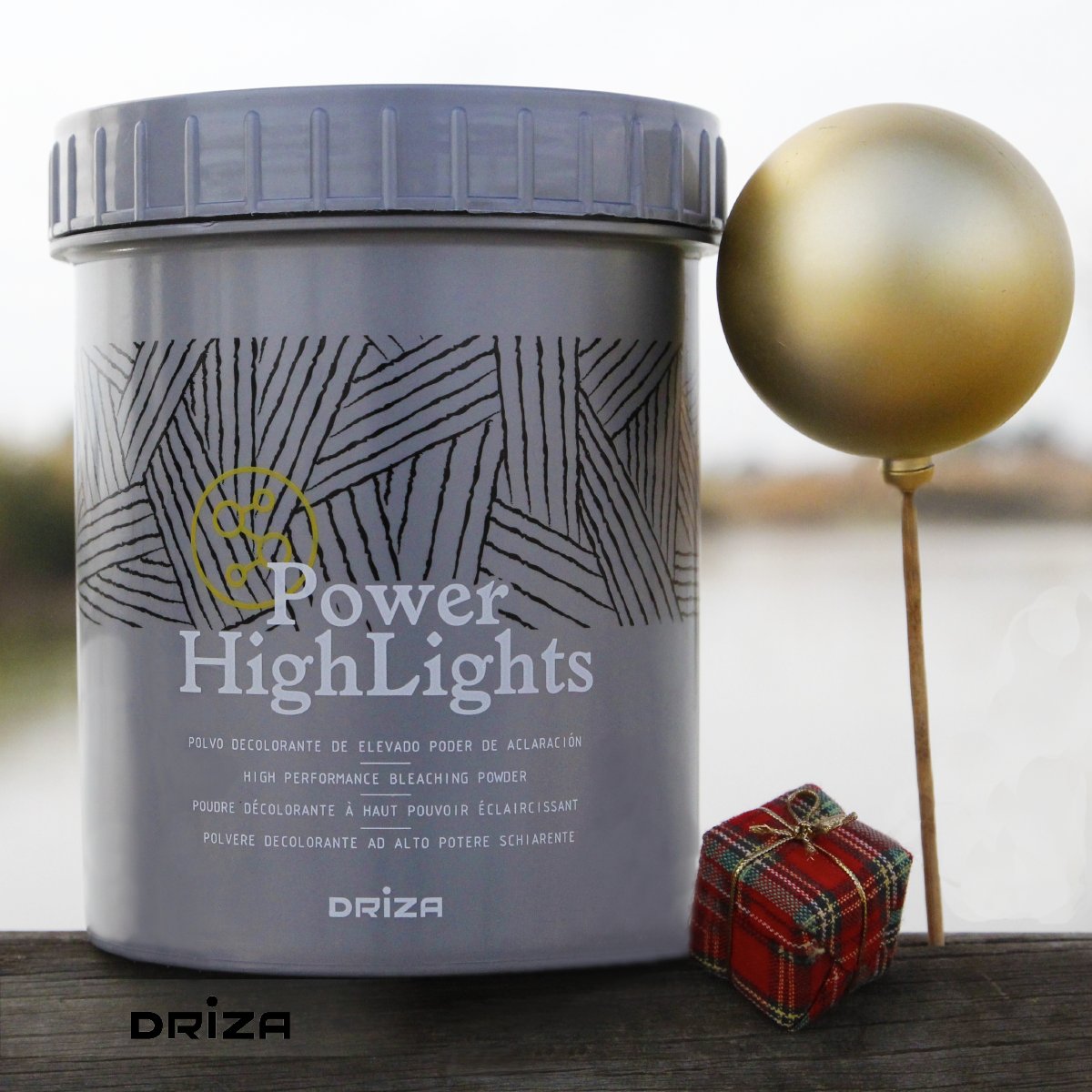 Drizaoficial's tweet photo. ¿2019 de cambios? 😉 ¡Empieza por un nuevo look!😍
🔝Consigue mechas perfectas
🔝Aclara rápidamente, hasta 7 tonos

¿A qué esperas para probarlo? ¡Escríbenos sin compromiso!

#DRIZA #productosparaelpelo #salonesdebelleza #peluquerías #pelosano #estilistas #peluqueros #Feliz2019 https://t.co/BMVRYsGJkb