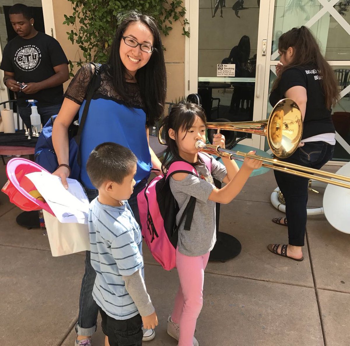 BTUArts's tweet photo. We believe in ‘Supporting Positive Forms of Expression’ in our Communities! 🎶

This Sunday we will be giving you and your family an opportunity to play some music with us as we celebrate the inauguration of Gavin Newsom

California Railroad Museum
12:00-3:00pm
FREE

#BTUArtsPZ https://t.co/Twez0j3lzy