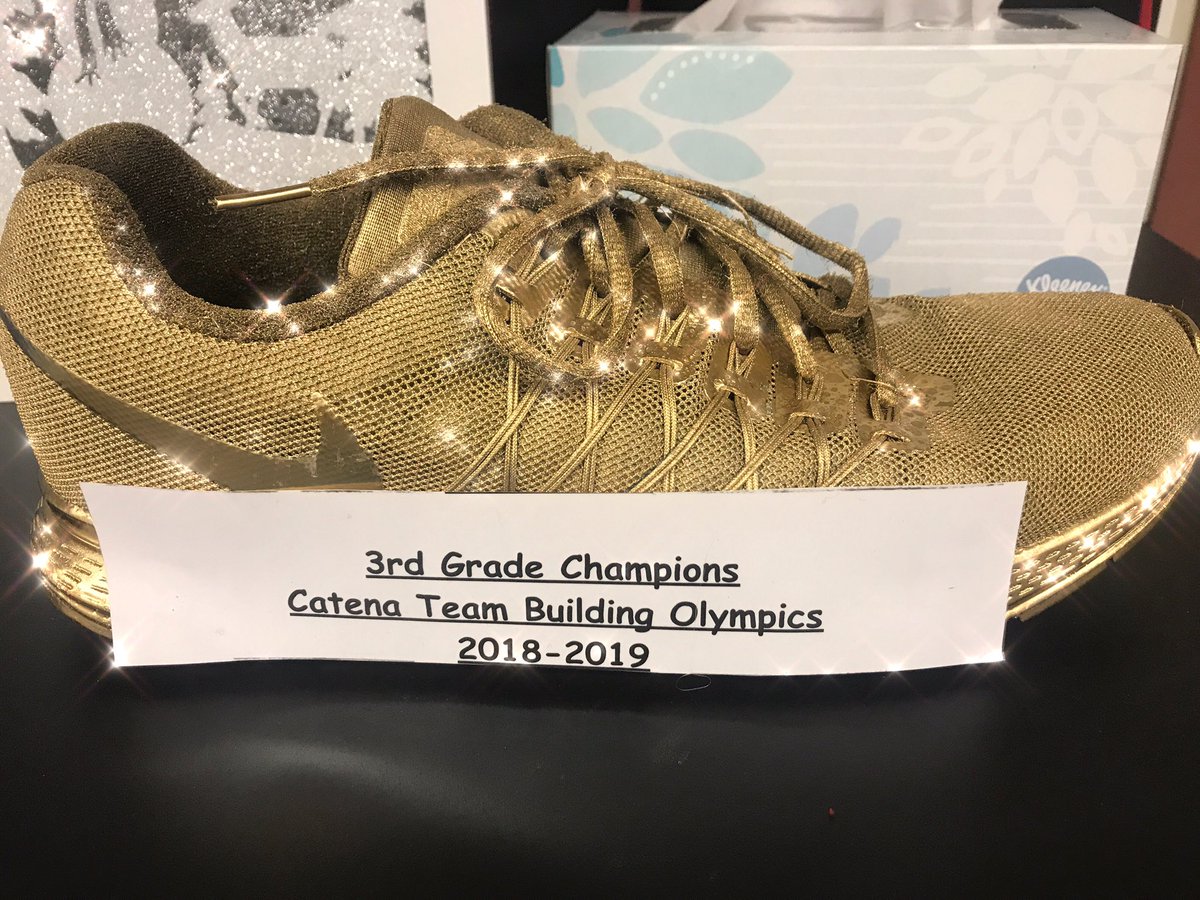 MsScarnati's tweet photo. Thank you @JJC_HealthPE for our Gold Shoe Trophy!! I am so proud of these super kids for winning the Catena Team Building challenge for 3rd grade! #BuiltForGold #ThirdGradeGoals #GoalGetters #MVPs @CatenaColts 👏🏻💪🏻🦶👣👟🌟🏋🏻‍♂️🥇🏆 https://t.co/YELEvFhujl