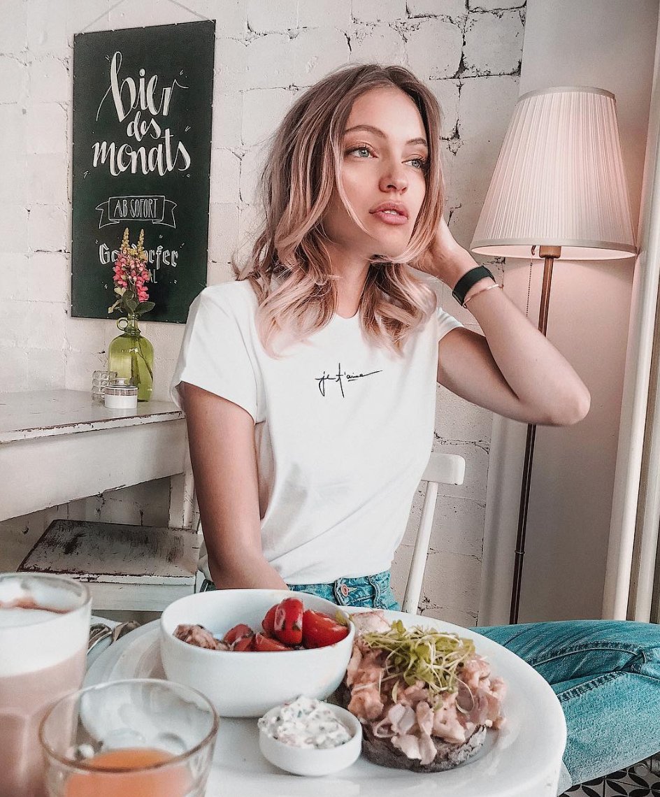 TALENTVILLAGE_'s tweet photo. #MVBabe @lovislena is a photographer, video journalist and television presenter! Check out her Instagram to give this German beauty a follow as she captivates you into her world 🎥 https://t.co/5dvwXoruFQ