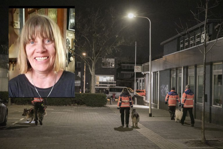 112Nijmegen's tweet photo. Grote zoekactie in Nijmegen naar de vermiste 60-jarige Marga. Ze is sinds dinsdagmiddag vermist en de familie en politie maken zich grote zorgen om haar. 
Retweet dit bericht om meer mensen attent te maken op deze vermissing 
https://t.co/gq2XtNbF37 https://t.co/XP8VWzPWV6