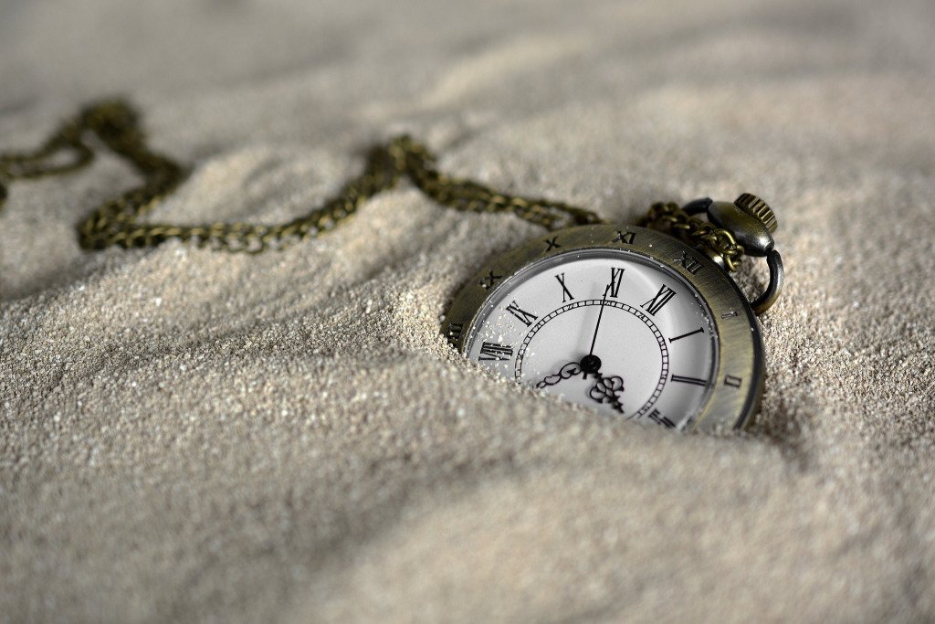 AlexSimpy's tweet image. Doesn't it feel like when we have time, we just want it to pass. but it is too late when we wish for more? #time #selfhelp #science #physics #blog #advice simplyalexdotblog.com/2019/01/02/why…