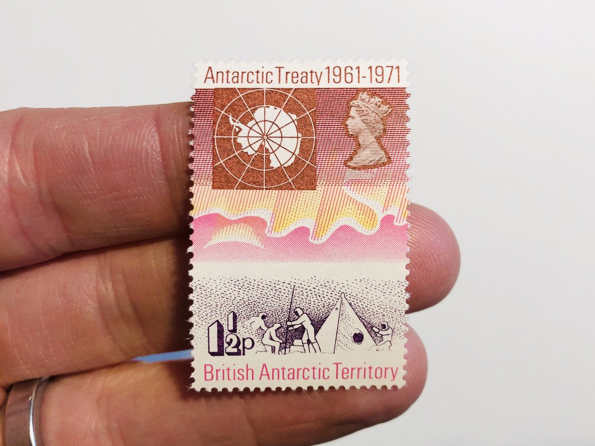 Here’s a another one - similarly visually busy. But this one is probably more within my sensibilities. First, the scene in the ground. So much there for so few lines! Second: the aurora - yellow over a pink sky! Be still my .