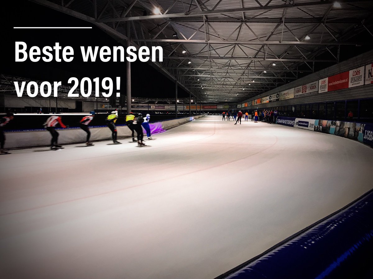 Cyrcuits's tweet photo. Namens het team van Cyrcuits kijken wij uit naar een schitterend en sportief 2019 met mooie nieuwe kansen #newyear #2019 #celebration #iceskating #schaatsen #goals #led #coach  #Training https://t.co/VaJc634wO7