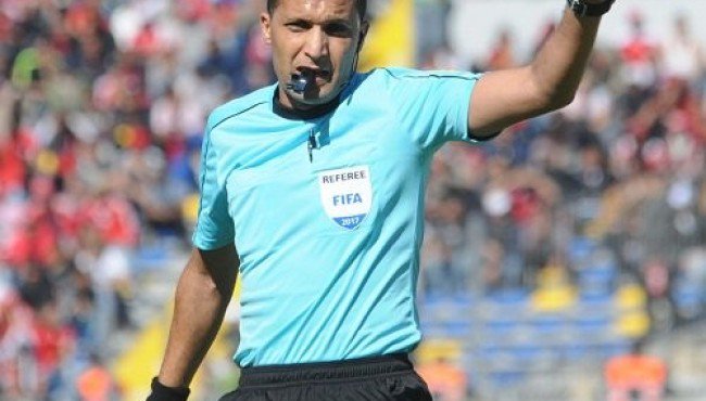 Aljarida_24's tweet photo. رضوان جيد حكما لمباراة الديربي بين الرجاء و الوداد - https://t.co/ZlyP4omTjl https://t.co/RuuHimmrEv