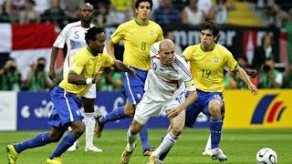 alex_le442's tweet image. Le plus beau match de Coupe du Monde:
RT pour France Brésil 2006
Fav France Argentine 2018 #2emeEtoile