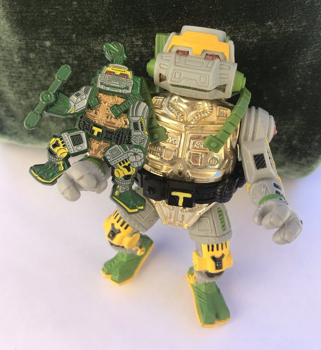 Metalhead double layered pin with spinning robochuk to add to your TMNT collection. Get yours now radhoney.com #tmnt #metalhead