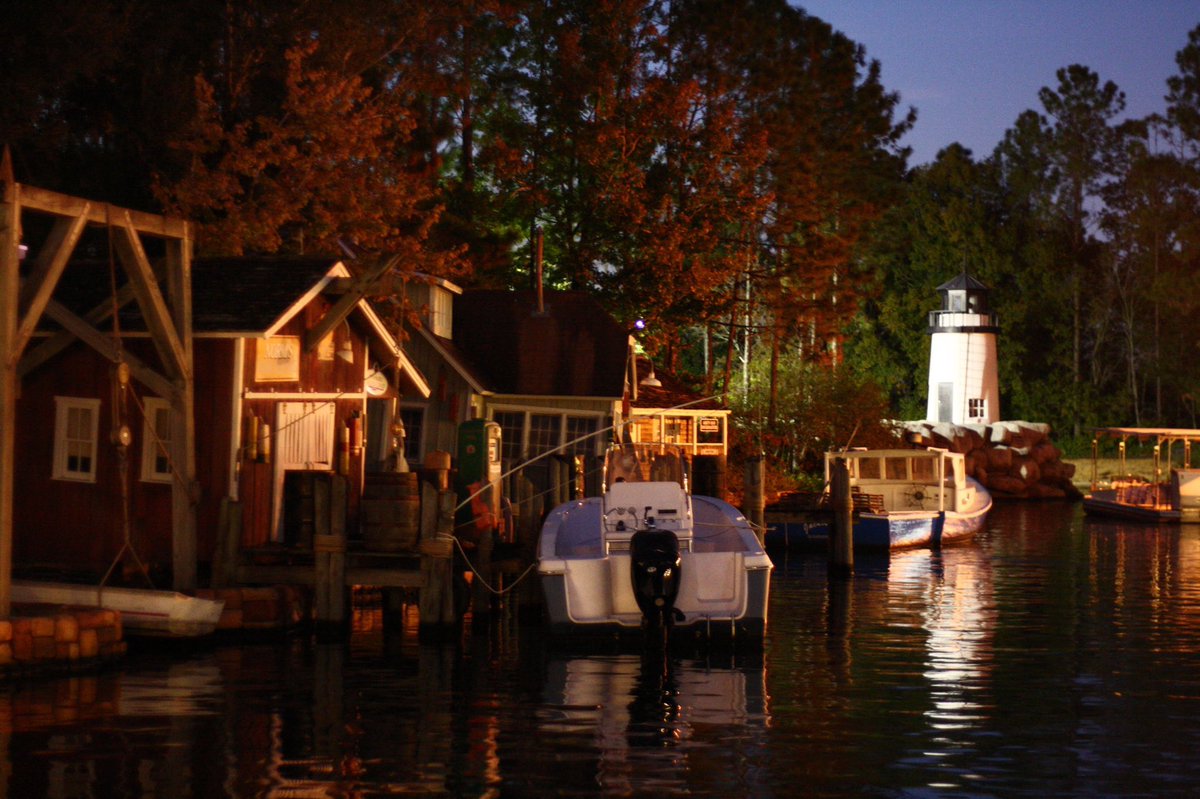 insideuniversal's tweet image. We miss you. #7yearslater @UniversalORL