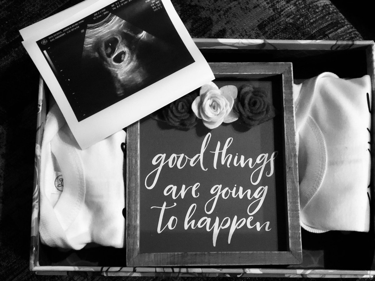 AlohaaAmber's tweet photo. Extra blessed this year! Baby Rivera’s coming August 2019! ♥️ https://t.co/137vWwxUbk