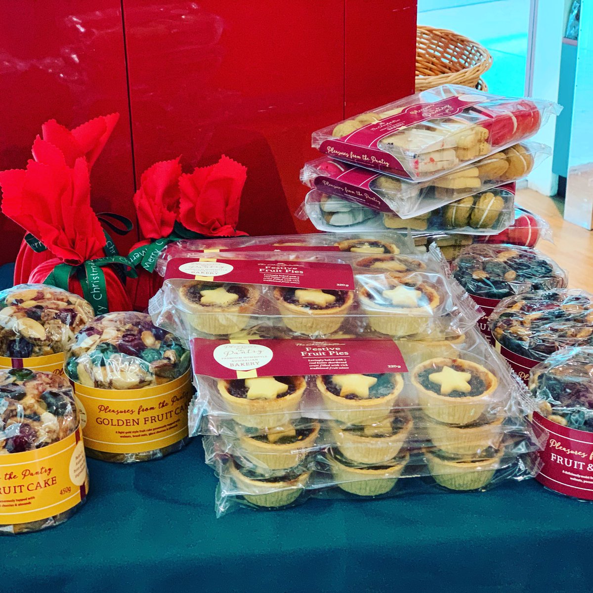 Did I say 50% off? In all stores, super yummy perfection with icecream ♥️♥️♥️♥️go on you’re worth it ✅😎😎😎