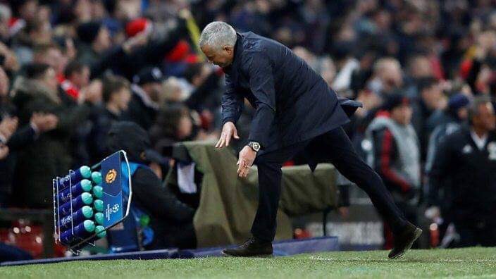 ManagerialMinds's tweet photo. #MUFC since Mourinho left 👀

Games: 4 
Wins: 4 
Goals scored: 14 
Goals conceded: 3

Ole driving Jose to drowning his sorrows 🍺 https://t.co/48xlIMay8k