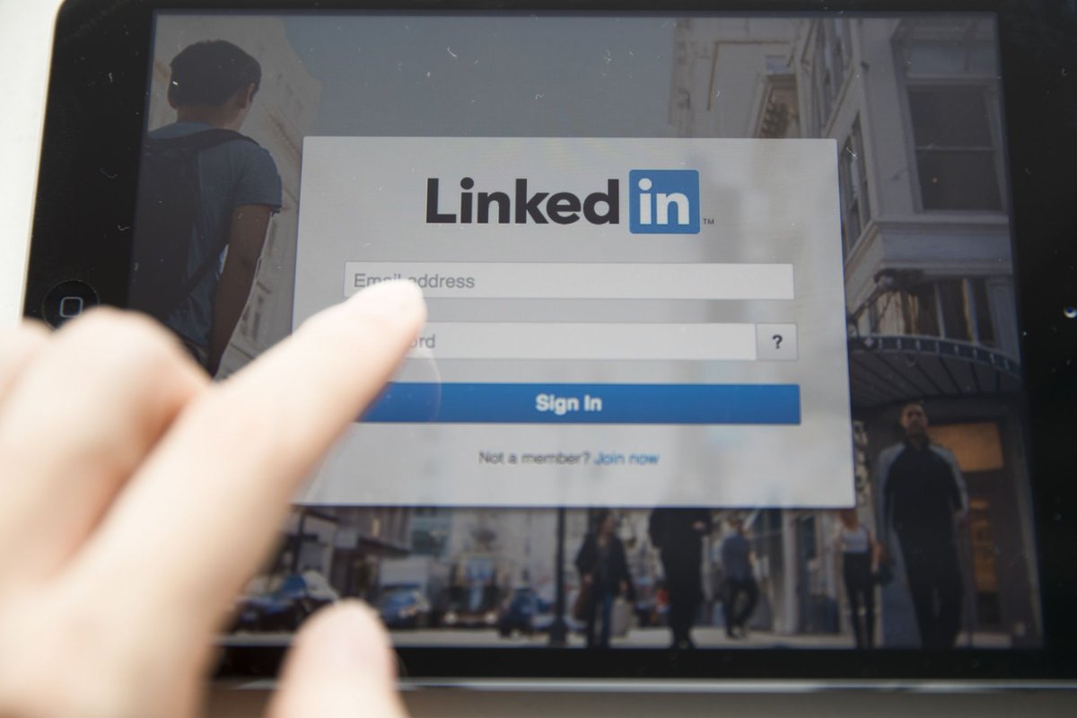 He Was Asked to Co-Found a $300 Million Company Based on His LinkedIn Profile. Here's Why He Stood Out -- and How You Can, Too.  goo.gl/um1Q1a
