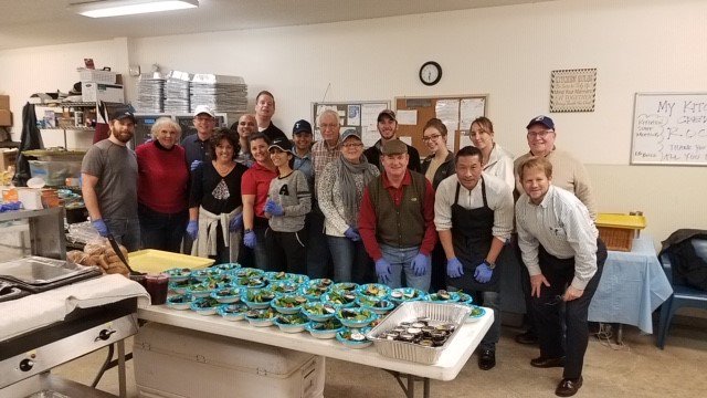 FRLAnews's tweet photo. The #FRLAPinellas Chapter volunteered on Christmas &amp; New Year's to feed homeless &amp; provide them with bags of daily essentials. H/T @OpalSandsResort,  @clearskycafe, CJ Publishers and @BilmarBchResort for being a part of this six-year #tradtion. #FRLAgivesback #FRLAnetwork https://t.co/w0kH8cS65l