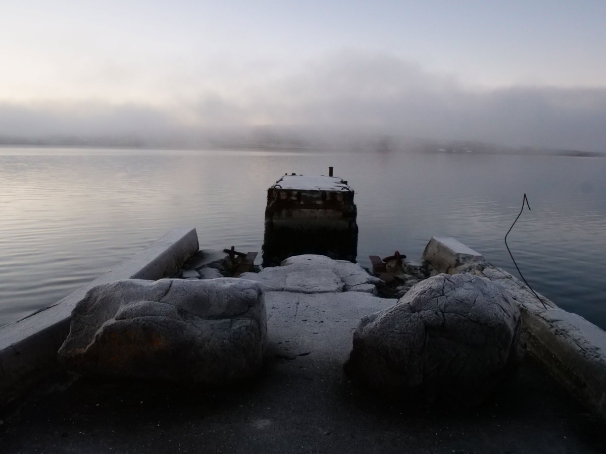 Gleðilegt nýtt ár :-) 
Happy new Year :-)