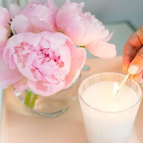 shopallshewrote's tweet photo. The work week after a holiday weekend has us needing a little something special to keep moving. What's your favorite Nest scent that helps brighten up your day? // @nestfragrances #midweekscaries #shopsmallwriteoften https://t.co/sGXx39jZvV https://t.co/AuRMLoSrvU