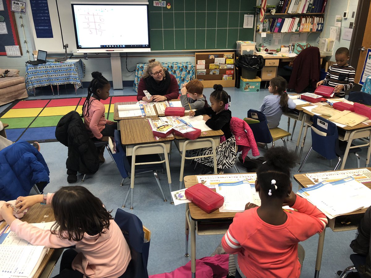 MES_EPTSD's tweet image. Looks like our two new teachers had a wonderful first day. Way to go @Miss__Callahan  and @MissJKnowsBest !!! #EPTSD #njed #1styearteachers