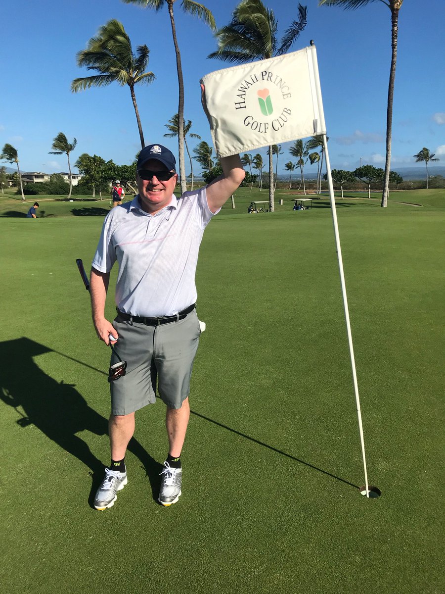Htfenton's tweet photo. First round of ‘19 with new friends from England and Japan. #worldwidegame #hawaiiprincegc https://t.co/zES7Rzx8u2