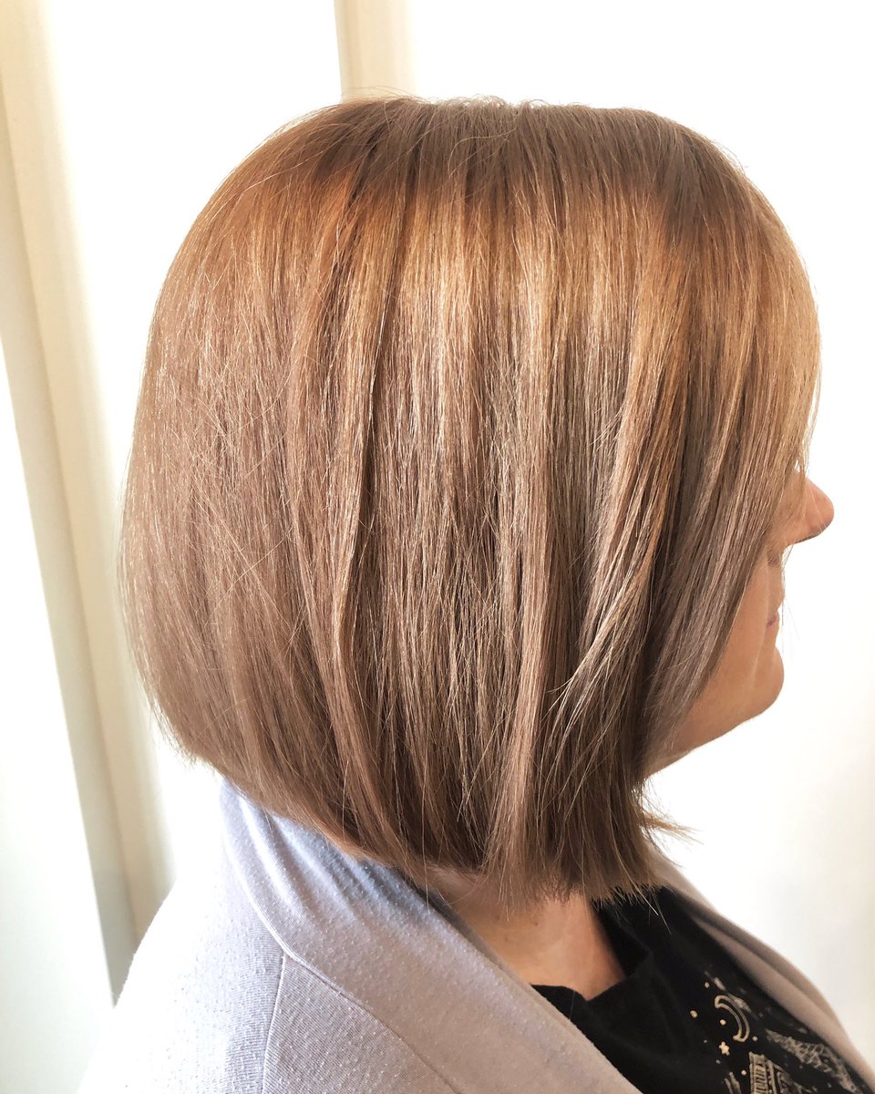 Beautifully soft copper tones! 

Color and Cut by Pelo Artist Sarah!
.
.
.
#pelosalonspa #aveda #shareaveda #avedacolor #crueltyfree #copperhair #avedaartists #mn #mnhair #mnsalons #minnesota #warmtones #bob #dimension #strawberryblonde #hair #americansalon #modernsalon