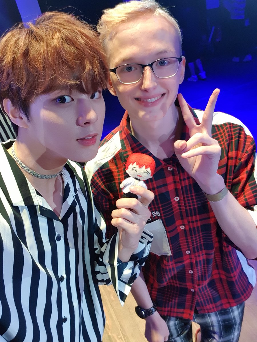 Woo_Shook's tweet image. Tb: @musicissuga welp iam lazy so i just posted my selfie.. YOLO! #우신 #WOOSHIN