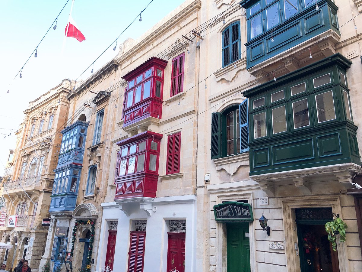 m02pi's tweet photo. ヒロキの留学先のMalta🇲🇹
海綺麗すぎ！！！
街並み可愛すぎ！！
イタリアン料理うまうま〜🤤 https://t.co/5wqOwOmsy4