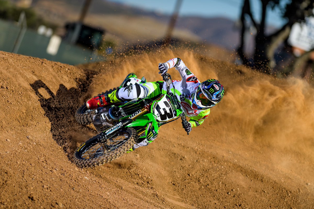 Kawasaki Racing (@racekawasaki) on Twitter photo Only 3️⃣ more days till the gate drops at Anaheim 1. <a href="/supercrosslive/">Supercross LIVE!</a> <a href="/elitomac/">Eli Tomac</a> #RaceKX #TeamGreen #Supercross #DropTheGate Only 3️⃣ more days till the gate drops at Anaheim 1. <a href="/supercrosslive/">Supercross LIVE!</a> <a href="/elitomac/">Eli Tomac</a> #RaceKX #TeamGreen #Supercross #DropTheGate