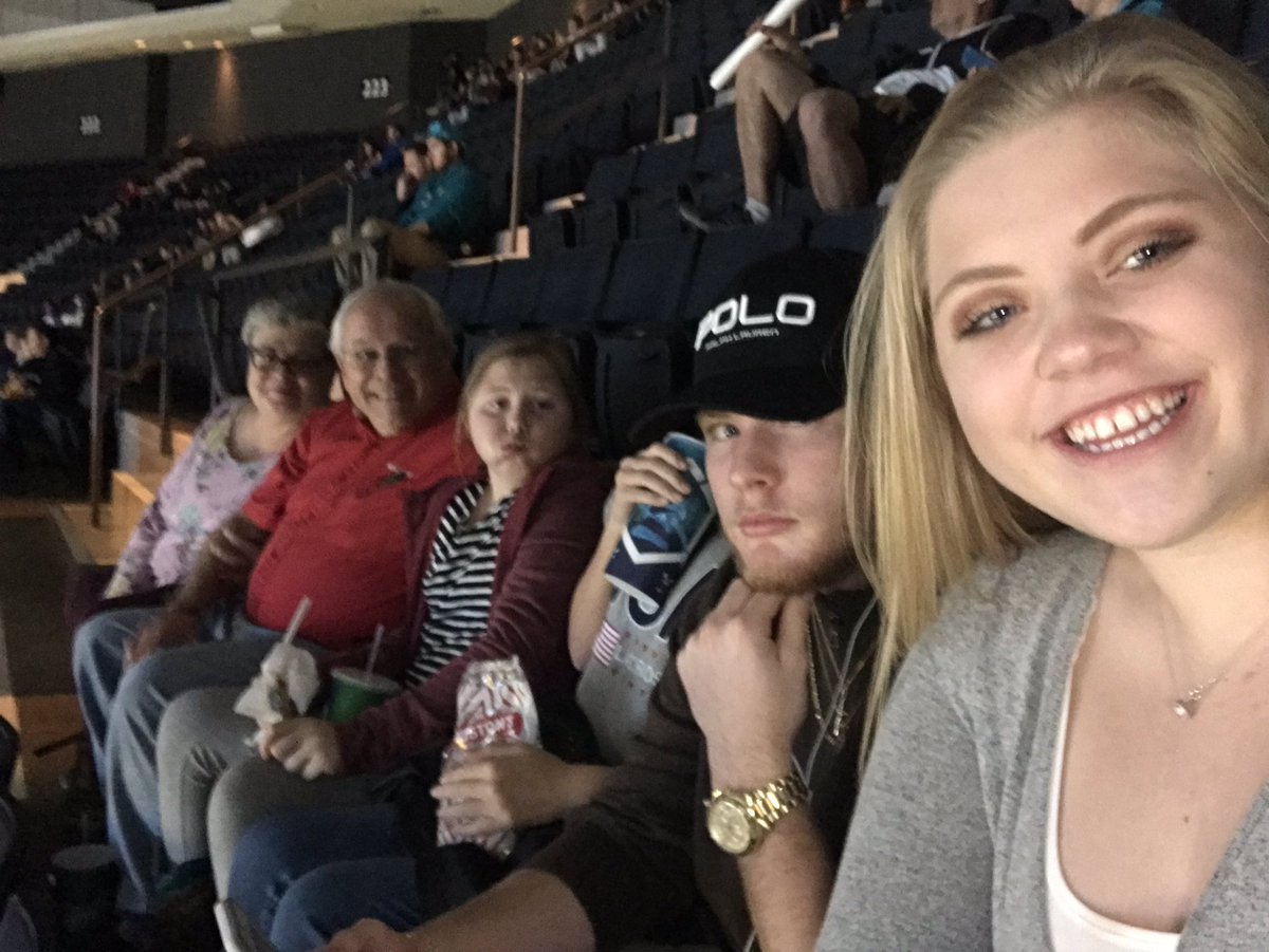 BruceTucker17's tweet image. #identifyyourself