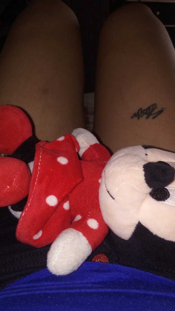 EliiPetrelli's tweet photo. Minnie ❤ https://t.co/VvGmqwGSOb