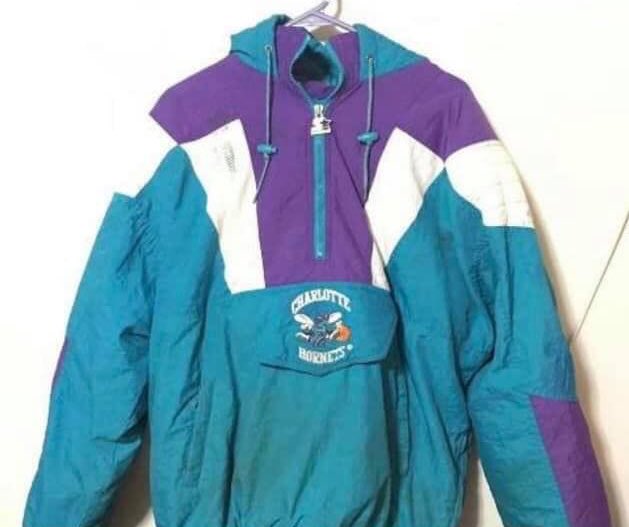 FakeSportsCentr's tweet photo. Nobody knows why but at some point in the 90s every kid owned this jacket. 

RETWEET if you did. https://t.co/FT7n0e5LrC