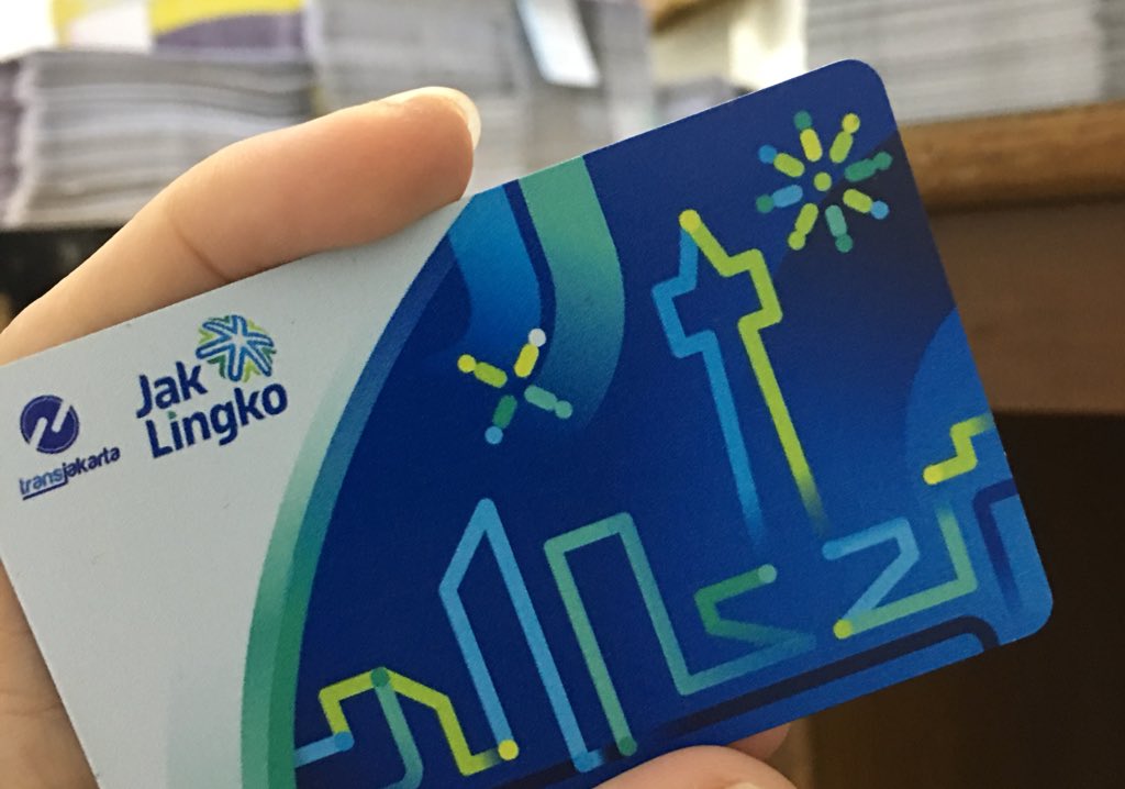 bangFah's tweet photo. @PT_TransJakarta @DKIJakarta @lrtjkt @mrtjakarta Thanks kartu Jak Lingko nya https://t.co/IuHlKFklwT
