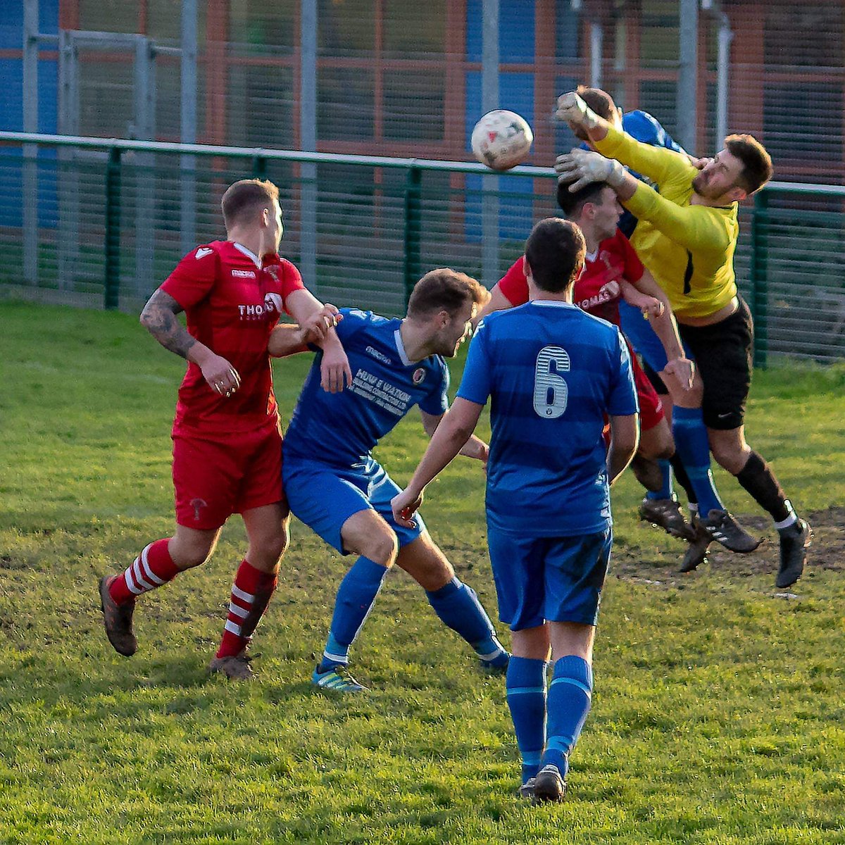 BTJFCWanderers's tweet photo. @CTSport @LlanrhaeadrYMFC @BTFCofficial77 @Huws_Gray Nice pics. We took some, too.. https://t.co/WcodhJzxIL