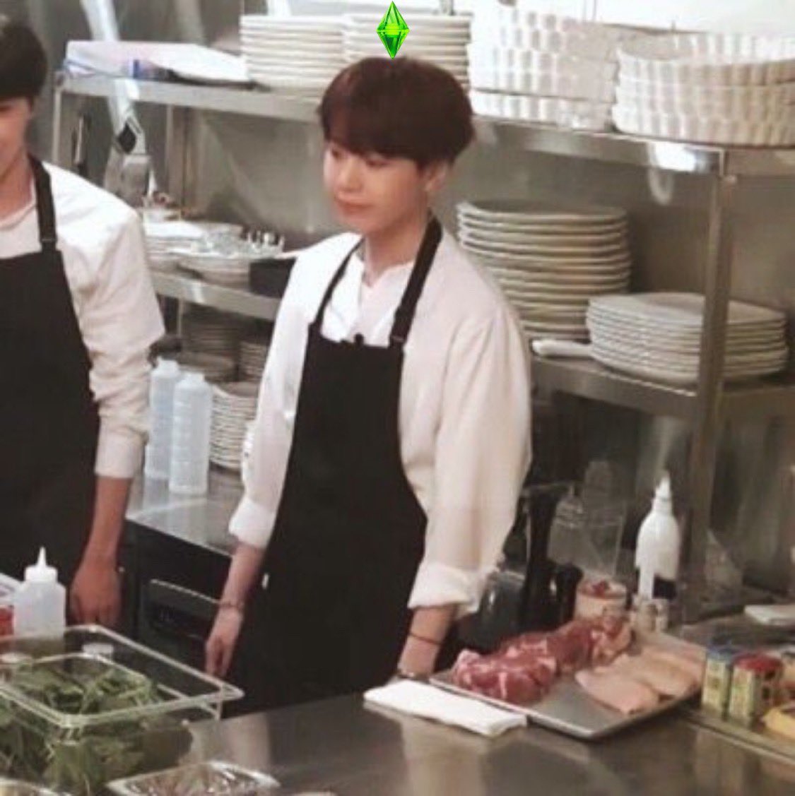 uItyoongis's tweet photo. my sim waiting for commands:    :] https://t.co/UImzMJEO1w