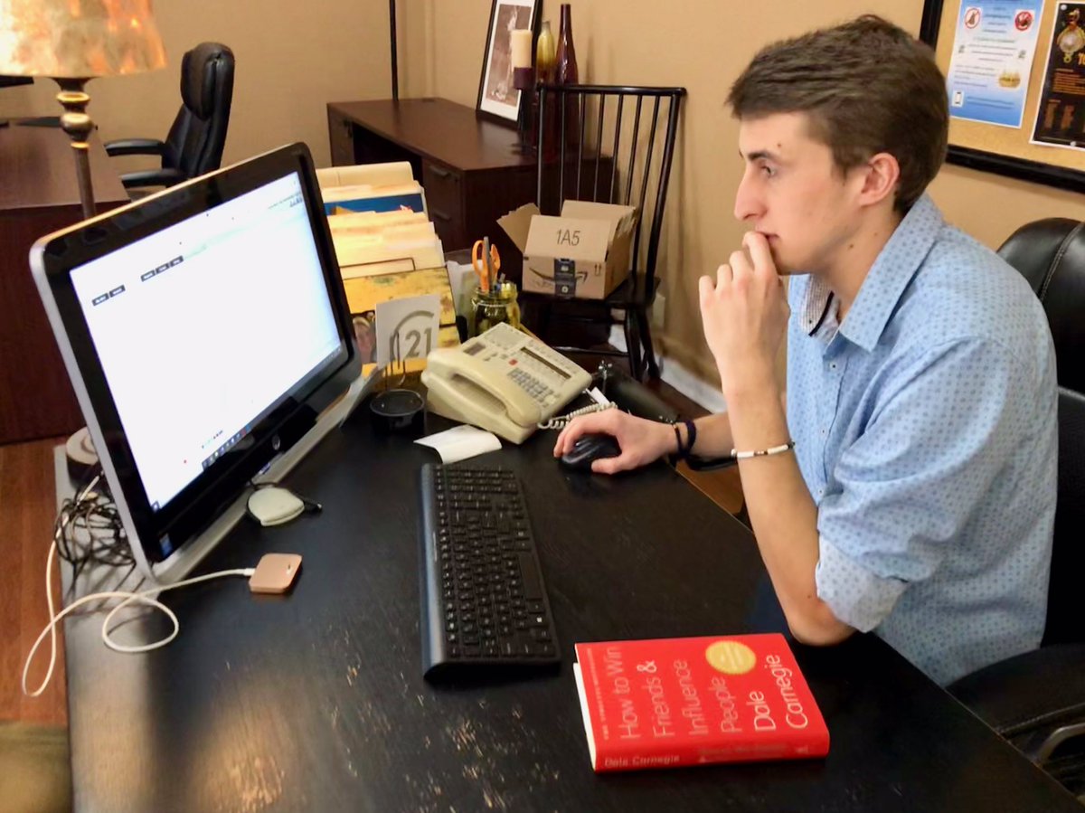 LeasingLuke's tweet image. Me securing the 💰. In all seriousness this is me entering in my first listing of the new year. Hoping for many more to come.