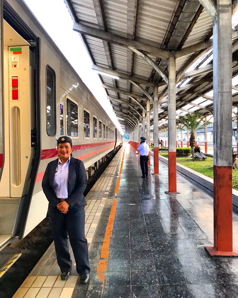 GWaldenWeather's tweet photo. #Overnight #13hour #train #ChiangMai to #Bangkok, first leg of the long journey home. See you soon! #Thailand https://t.co/7QjBo6NlMG