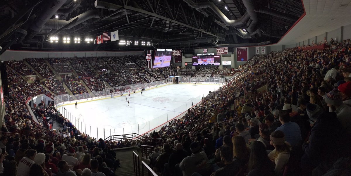 RT if your New Years resolution is to watch more UMass Hockey and experience nights like these in the <a href="/MullinsCenter/">Mullins Center🎵🏒🏀</a>! 

...we may just have a few belated holiday gifts to give out 👀😉

#Flagship🚩 | #NewMass
