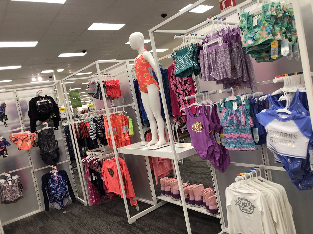 Proud of the team these last two weeks flipping and filling the floor!!! <a href="/MMoore2472/">Megan Moore</a> <a href="/henke_ashley/">Ashley Henke</a> <a href="/shoppiesteele/">Shannon Steele</a>