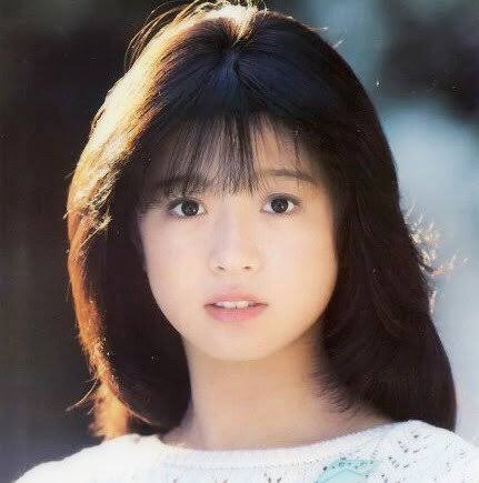 中森明菜さんのtwitterイラスト検索結果 古い順
