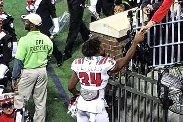 CoachKiddGlass's tweet image. Gotta be better in 2019 no 🧢.... Epic  year!!! #BackToTheLab...🔋💎