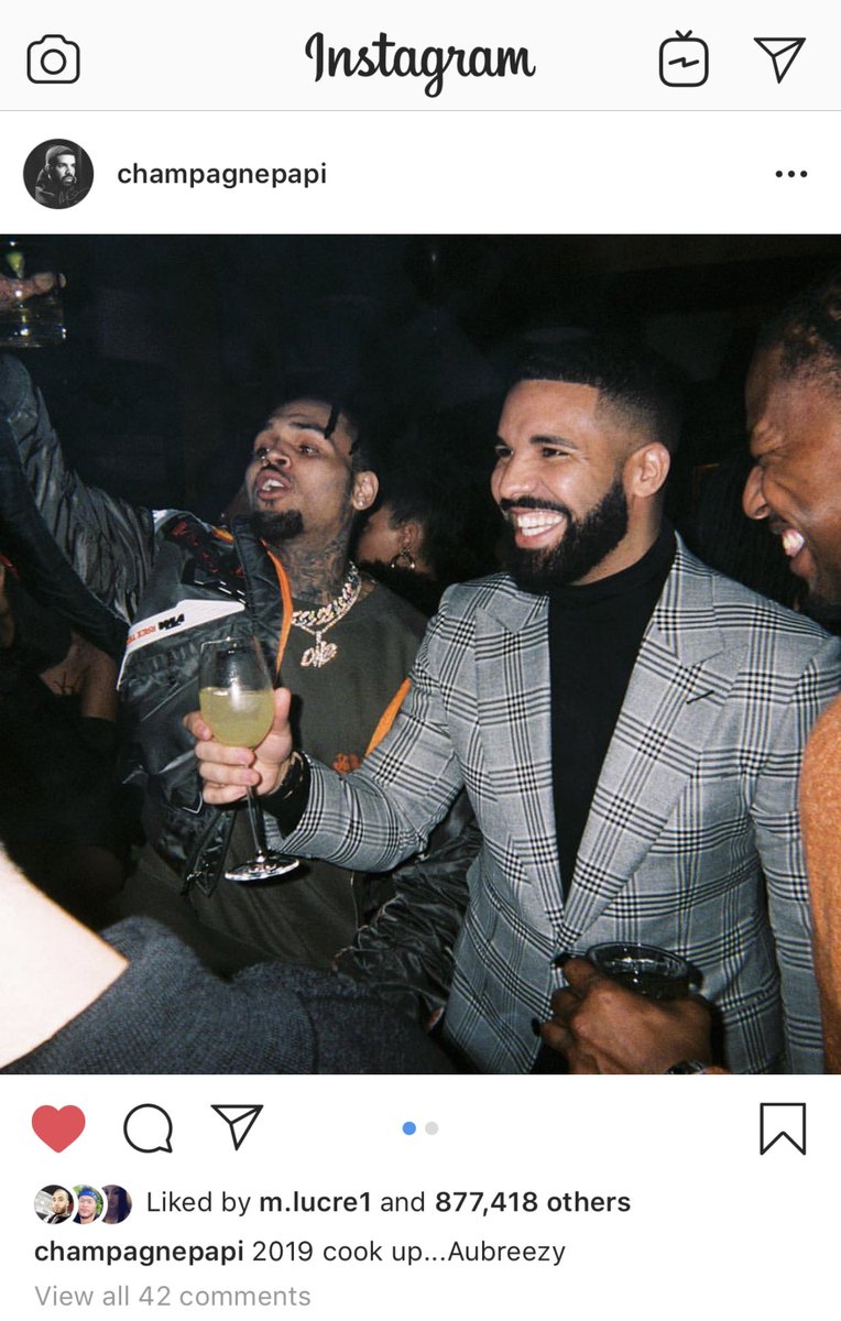 MisterClasico's tweet photo. If we get a Drake and Chris Brown album ima die https://t.co/RodGI2JrPf