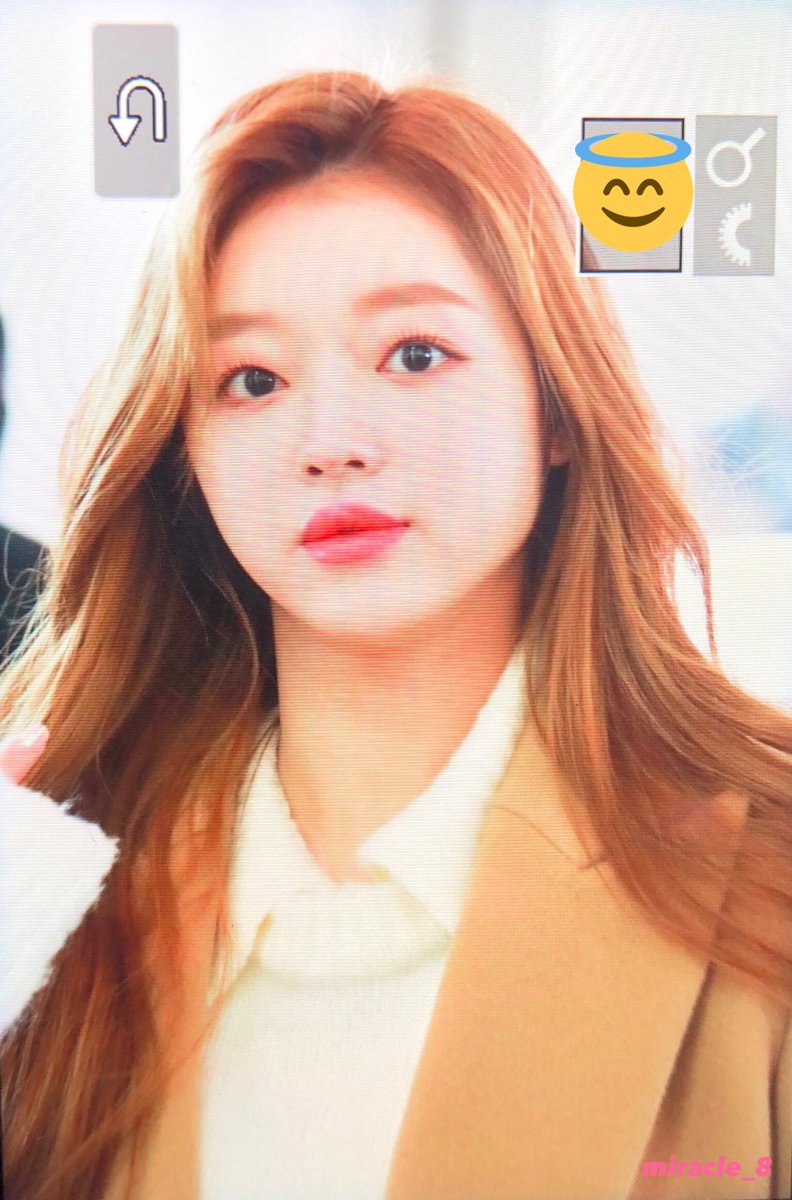 miracle__8's tweet photo. 190103 인천 출국 프리뷰
#OHMYGIRL #오마이걸 #유아 #YooA
(@WM_OHMYGIRL) https://t.co/nQy9Lq0qLW