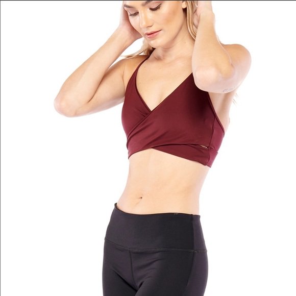 trishaadube's tweet photo. So good I had to share! Check out all the items I'm loving on @Poshmarkapp from @SVBoutique2 @jskowr1067 @savannahnico #poshmark #fashion #style #shopmycloset #cabi #electricyoga #katespade: https://t.co/HALkGZwvVg https://t.co/kuDwNnYxUp