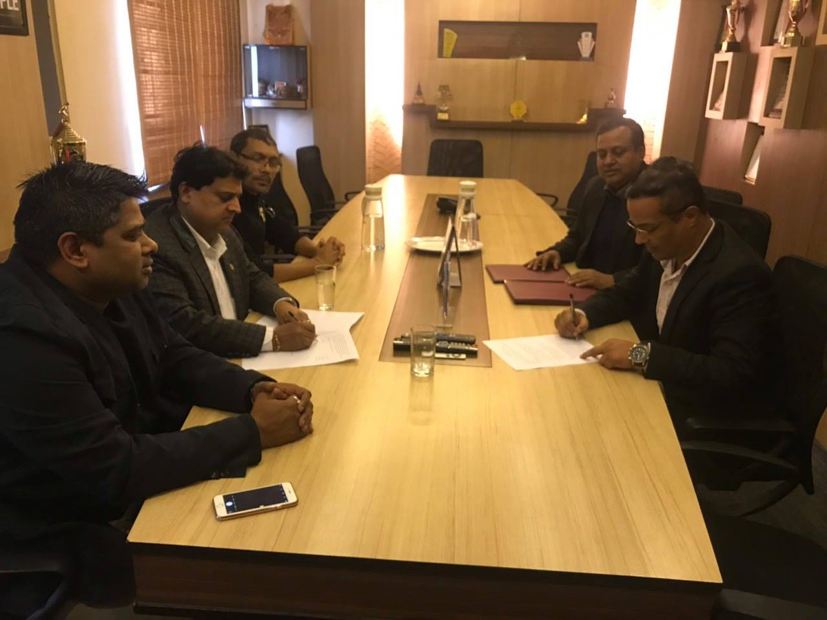 MoU was signed between CAN Federation and Subisu CableNet Pvt. Ltd. for CAN Info-Tech 2019, for Subisu as a Title Sponsor. 
Mr. Sudhir  Parajuli, President of Subisu and Hemant Chaurasia, president of CAN Signed MoU on behalf the organization.