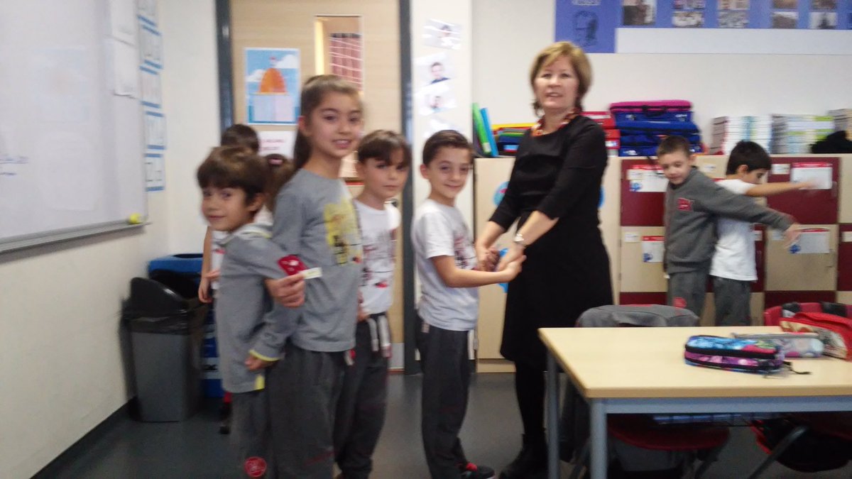 o xrhsths bahcesehir koleji atasehir 2 kampusu sto twitter 2 sinif ogrencilerimizin turkce dersinde kom etkinligi olarak yaptigi es ve zit anlamli sozcukler etkinliginden keyifli kareler https t co 2ojyzygbsf twitter