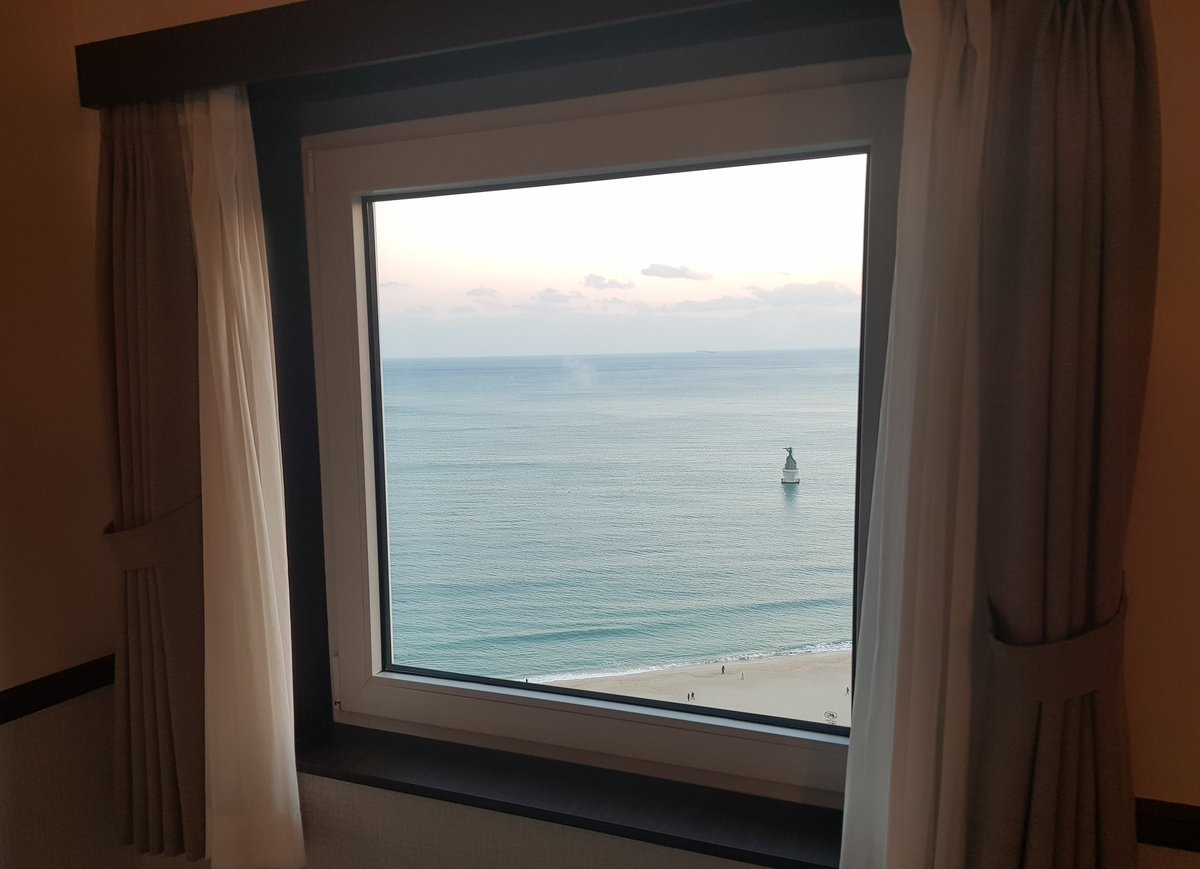 연말엔 부산에갔다왔따. 토요코인해운대 트리플룸 의외로 오션뷰에 엄청크고좋았서...