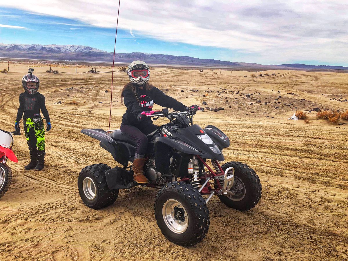 Lindsay Eskildsen tweet media