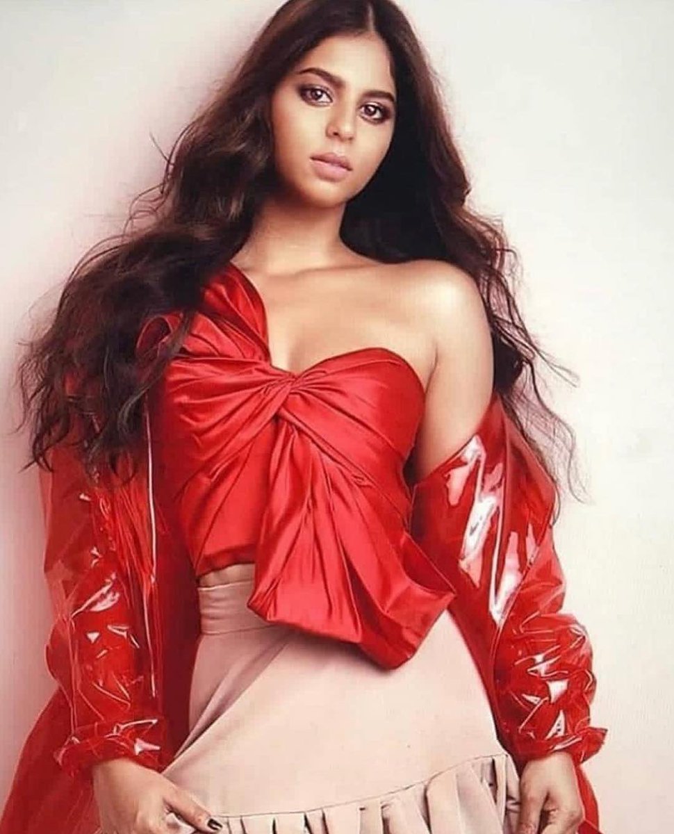 BollywoodMascot's tweet photo. Next-Gen Diva is here

#suhanakhan #bollwoodcelebs #bollywoodactress #bollwoodnews #bollywoosupdates #bollywoodhottie #bollywoodhot #bikinigirl #sexy #hotrightnow #hottie #boldactress #bollywoodqueen #queenofbeauty #queenofbollywood #shahrukhkhan https://t.co/PuXc6fPiH0