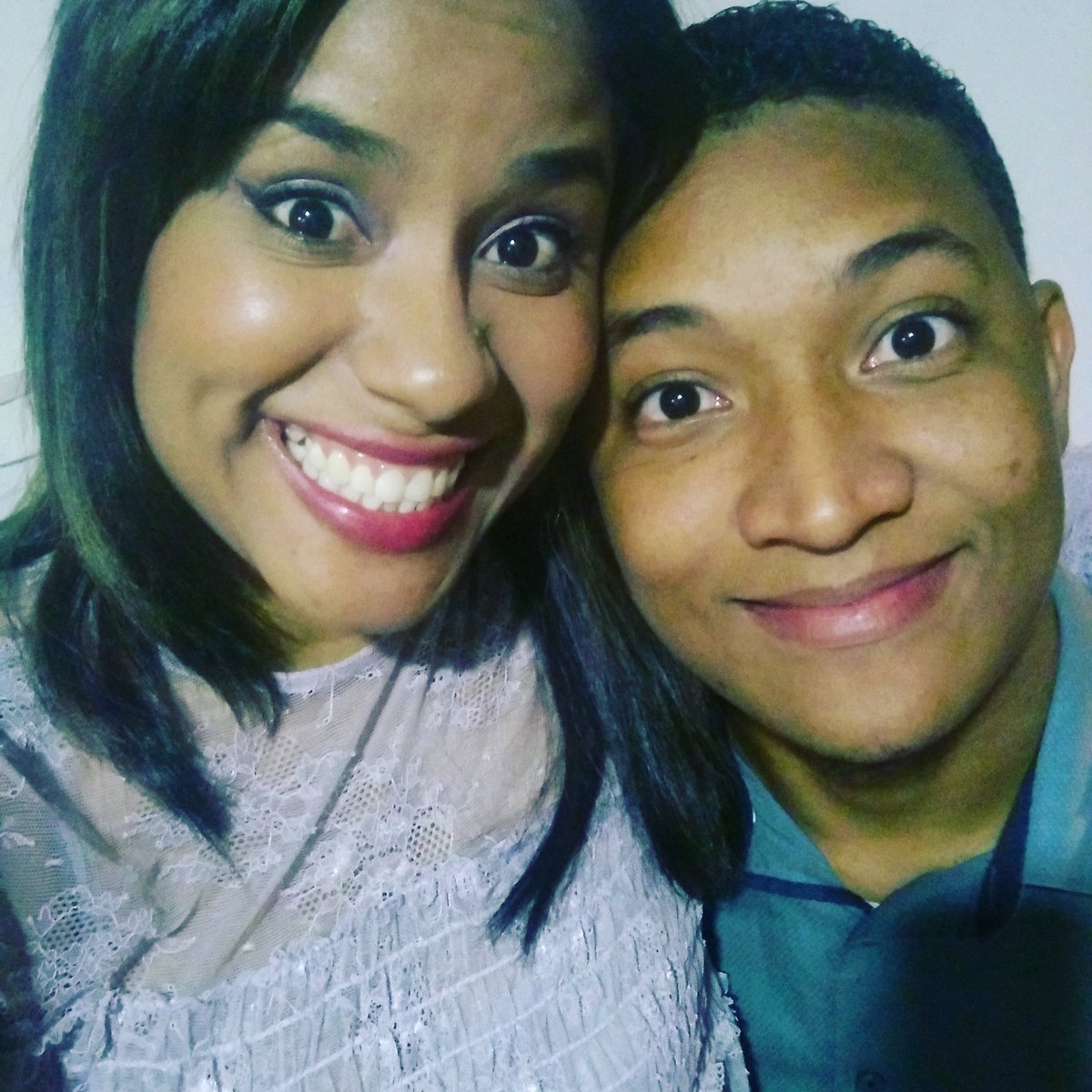 duo_harmony's tweet photo. Feliz 2019 para todos 👏🎉 https://t.co/jFbNUX5dMd